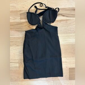 NWT pretty little thing size 4 dress